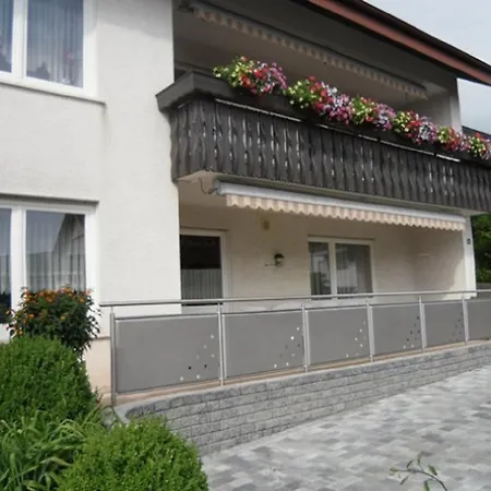 Апартаменты Ferienwohnung Meisenzahl Бюргштадт
